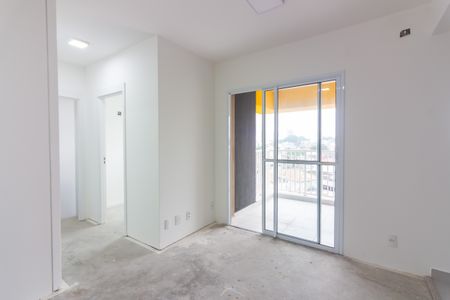 Sala  de apartamento à venda com 2 quartos, 50m² em Vila Osasco, Osasco