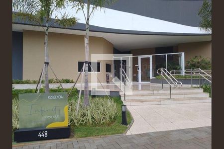 Apartamento para alugar com 50m², 2 quartos e 1 vaga Apartamento para alugar com 50m², 2 quartos e 1 vagaFachada