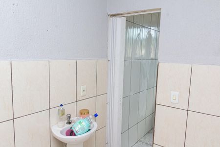 Casa para alugar com 50m², 1 quarto e sem vaga Casa para alugar com 50m², 1 quarto e sem vagaBanheiro