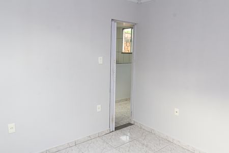 Casa para alugar com 50m², 1 quarto e sem vaga Casa para alugar com 50m², 1 quarto e sem vagaQuarto