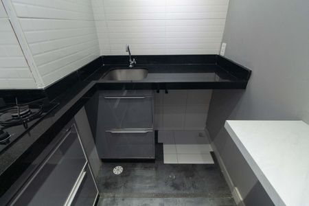 Apartamento para alugar com 34m², 2 quartos e sem vagaÁrea de Serviço