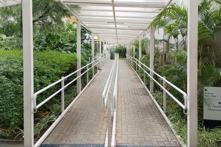 Apartamento para alugar com 34m², 2 quartos e sem vagaCorredor e rampa 