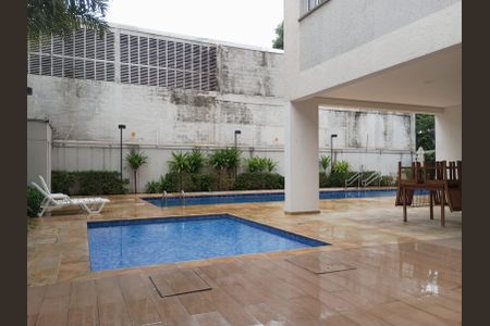 Apartamento para alugar com 34m², 2 quartos e sem vagaÁrea comum - Piscina