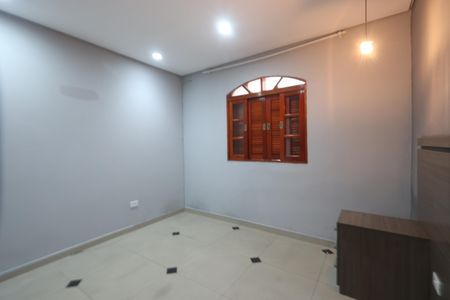 Quarto 1 de casa para alugar com 2 quartos, 55m² em Jardim Machado, São Paulo