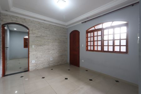 Sala de casa para alugar com 2 quartos, 55m² em Jardim Machado, São Paulo