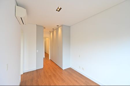 Apartamento à venda com 115m², 2 quartos e 2 vagasSuíte 1