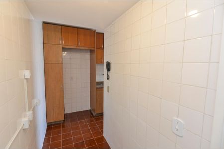 Apartamento à venda com 81m², 2 quartos e 1 vaga Apartamento à venda com 81m², 2 quartos e 1 vagaCozinha