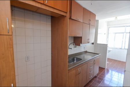 Apartamento à venda com 81m², 2 quartos e 1 vaga Apartamento à venda com 81m², 2 quartos e 1 vagaCozinha