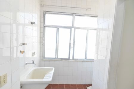 Apartamento à venda com 81m², 2 quartos e 1 vaga Apartamento à venda com 81m², 2 quartos e 1 vagaÁrea de Serviço