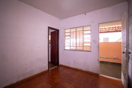 Casa para alugar com 32m², 2 quartos e 1 vagaSala