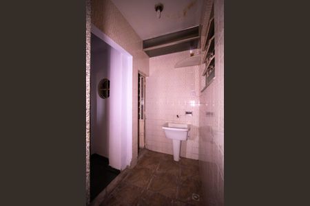 Casa para alugar com 32m², 2 quartos e 1 vagaÁrea de Serviço