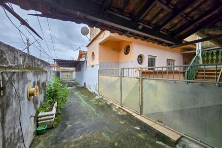 Casa para alugar com 32m², 2 quartos e 1 vagaÁrea comum