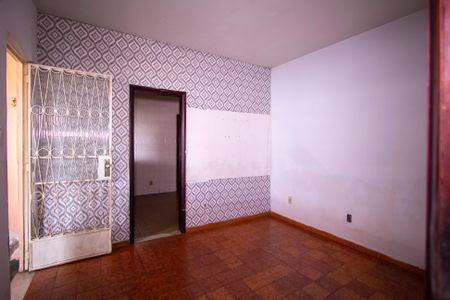 Sala de casa para alugar com 2 quartos, 32m² em Trindade, São Gonçalo