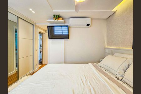 Apartamento à venda com 100m², 3 quartos e 2 vagas Apartamento à venda com 100m², 3 quartos e 2 vagasQuarto