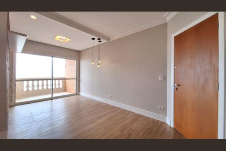 Sala de apartamento à venda com 3 quartos, 88m² em Vila Romana, São Paulo