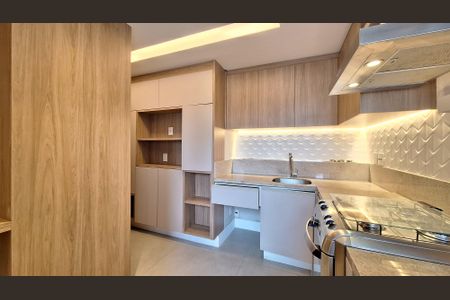 Apartamento à venda com 88m², 3 quartos e 2 vagas Apartamento à venda com 88m², 3 quartos e 2 vagasCozinha e Área de Serviço