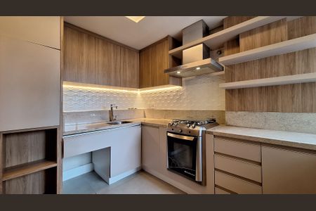 Apartamento à venda com 88m², 3 quartos e 2 vagas Apartamento à venda com 88m², 3 quartos e 2 vagasCozinha e Área de Serviço