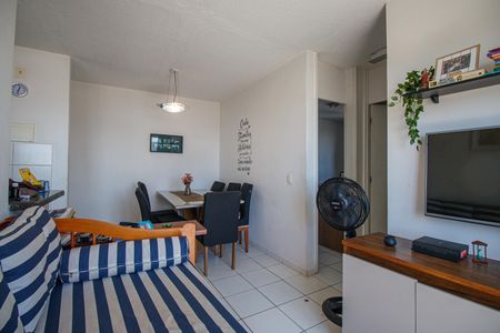 Sala de apartamento para alugar com 2 quartos, 46m² em Imperial de São Cristóvão, Rio de Janeiro