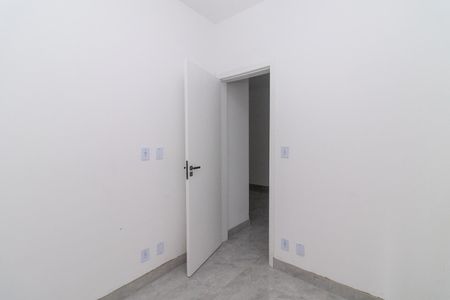 Quarto 2 de apartamento à venda com 2 quartos, 38m² em Vila Granada, São Paulo