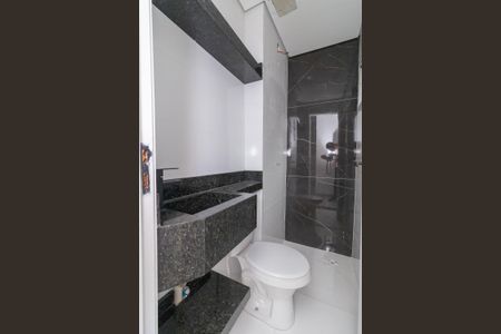 Banheiro de apartamento à venda com 2 quartos, 38m² em Vila Granada, São Paulo