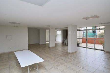 Apartamento à venda com 100m², 3 quartos e 1 vagaÁrea comum - Salão de festas