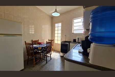 Apartamento para alugar com 80m², 3 quartos e sem vaga