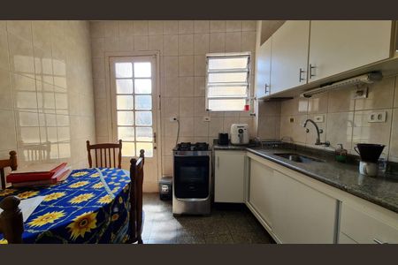 Apartamento para alugar com 80m², 3 quartos e sem vaga
