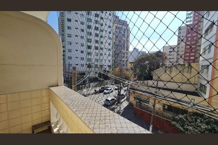 Apartamento para alugar com 80m², 3 quartos e sem vaga