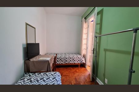 Apartamento para alugar com 80m², 3 quartos e sem vaga