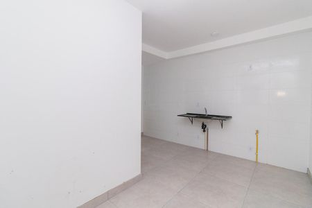 Sala e Cozinha de apartamento à venda com 1 quarto, 26m² em Vila Granada, São Paulo