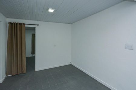 Sala/Cozinha de casa para alugar com 1 quarto, 40m² em Socorro, São Paulo