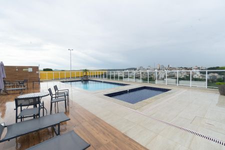 Apartamento para alugar com 44m², 2 quartos e 1 vagaPiscinas