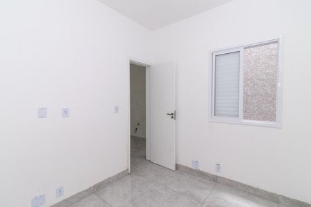 Quarto de apartamento à venda com 1 quarto, 28m² em Vila Granada, São Paulo