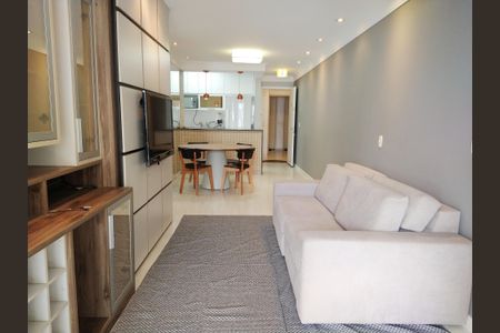 Apartamento para alugar com 2 quartos, 72m² em Aclimação, São Paulo