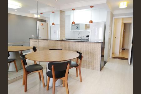 Apartamento para alugar com 2 quartos, 72m² em Aclimação, São Paulo