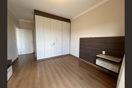 Casa de condomínio à venda com 285m², 3 quartos e 4 vagas Casa de condomínio à venda com 285m², 3 quartos e 4 vagasFoto 09