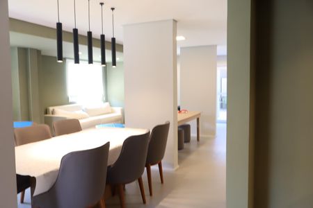 Apartamento à venda com 42m², 2 quartos e sem vagaÁrea comum - Salão de festas