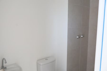 Apartamento à venda com 42m², 2 quartos e sem vagaBanheiro
