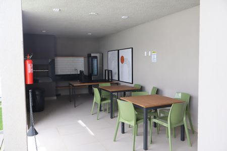 Apartamento à venda com 42m², 2 quartos e sem vagaÁrea comum - Churrasqueira