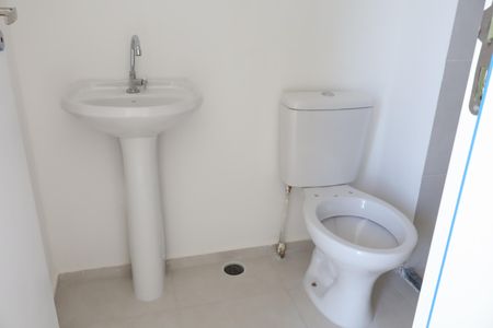 Apartamento à venda com 42m², 2 quartos e sem vagaBanheiro