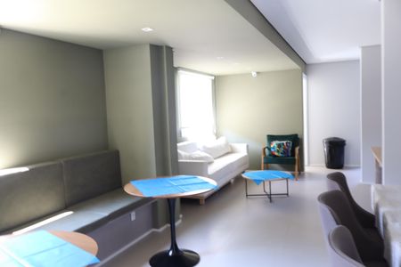 Apartamento à venda com 42m², 2 quartos e sem vagaÁrea comum - Salão de festas