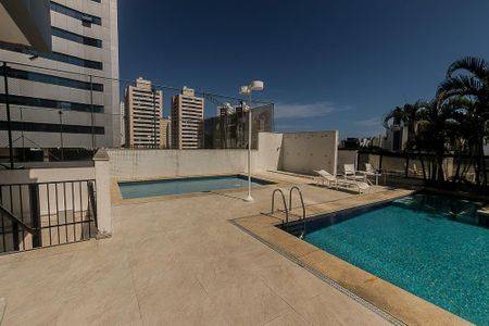 Apartamento para alugar com 90m², 2 quartos e 2 vagasÁrea comum - Piscina