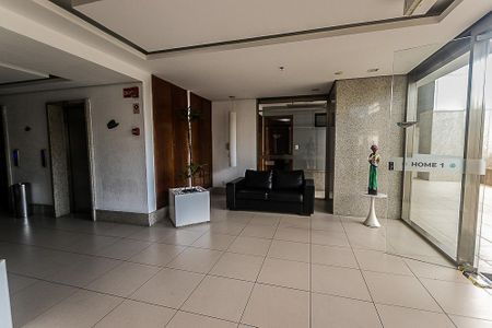 Apartamento para alugar com 90m², 2 quartos e 2 vagasHall social