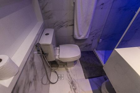 Apartamento para alugar com 90m², 2 quartos e 2 vagasBanheiro do Quarto 2