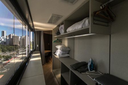 Apartamento para alugar com 90m², 2 quartos e 2 vagasCloset do quarto 2