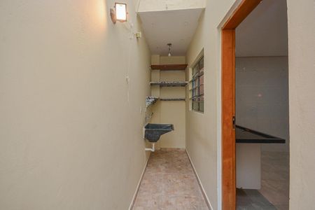 Casa para alugar com 50m², 1 quarto e sem vagaÁrea de Serviço