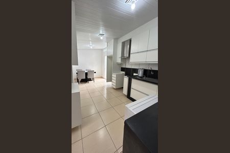 Cozinha de casa de condomínio para alugar com 3 quartos, 120m² em Eugênio de Melo, São José dos Campos