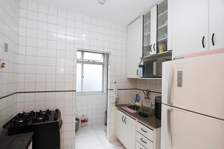 Apartamento à venda com 62m², 2 quartos e 2 vagasCozinha