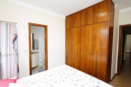 Apartamento à venda com 62m², 2 quartos e 2 vagasQuarto 1 - Suíte