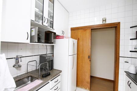 Apartamento à venda com 62m², 2 quartos e 2 vagasCozinha